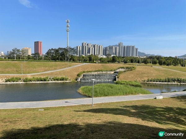 位於深圳之坪山湖公園，週末適合與小朋友一起消閒