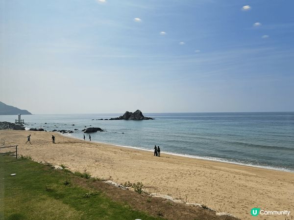 糸島市位於福岡縣，是一個風景如畫的地方。著名的景點包括櫻井二...