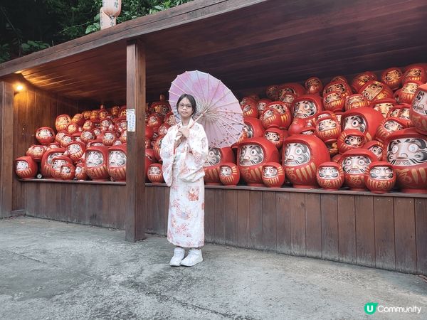 台灣高雄千野村，擁有日系裝潢，有和服店可供租借，非常適合秋冬...
