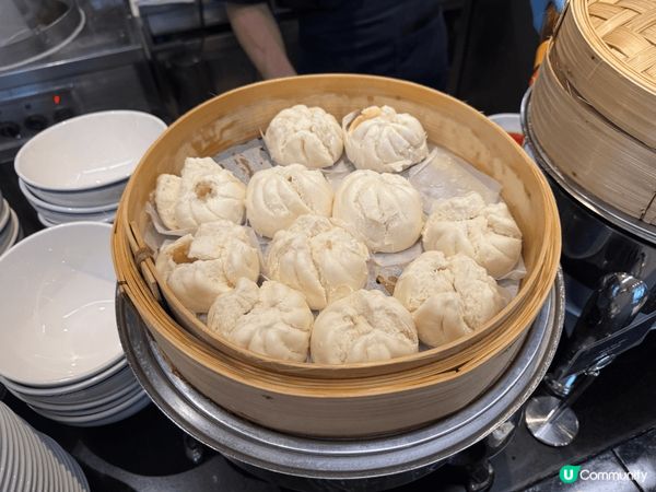 上星期去咗荃灣西如心酒店staycation，朝早嘆咗個自助...