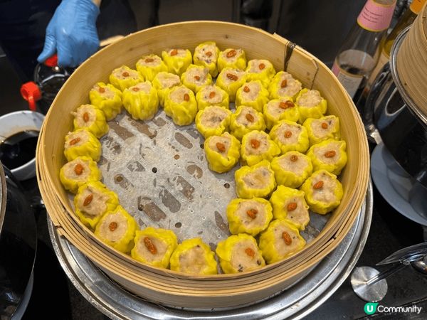 上星期去咗荃灣西如心酒店staycation，朝早嘆咗個自助...