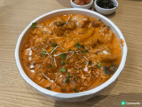 中環一間地道韓國菜，連韓國人都讚好話同韓國分店味道一樣味 。...