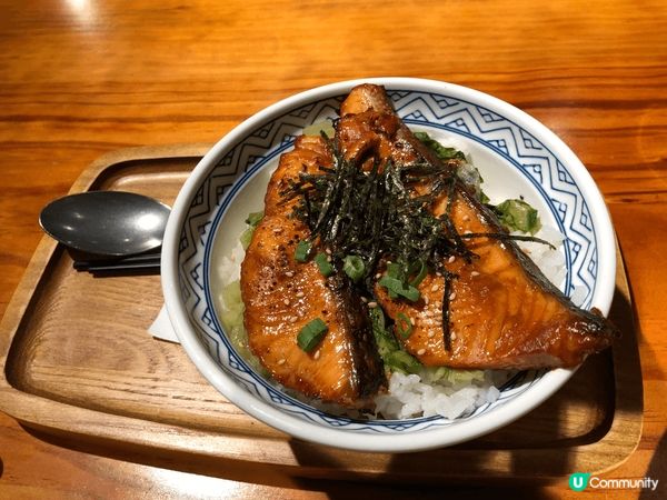 觀塘廣場馬會有間特色餐廳，各式美食配咖啡非常好味！