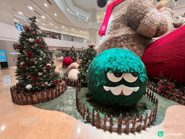 太古廣場的聖誕佈置一向令人期待，每年我都會來這看看的聖誕佈置...