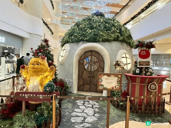 太古廣場的聖誕佈置一向令人期待，每年我都會來這看看的聖誕佈置...