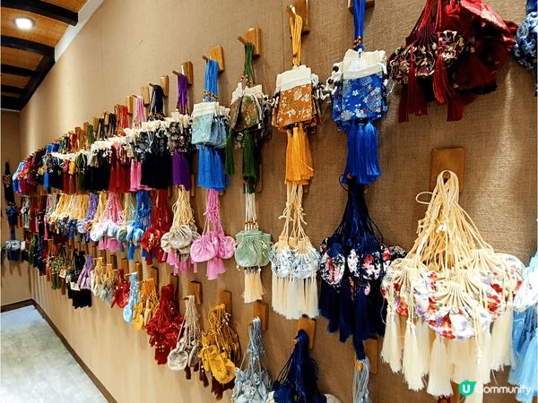 在甘坑古鎮,有特色紀念品購買,有美味雙皮奶,又有活動可以玩