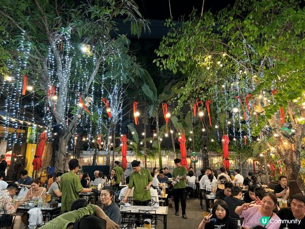 Moc Quan 係一間越南好出名食海鮮既餐廳，呢間餐廳好多...