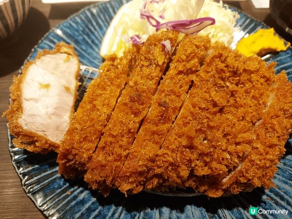 炸豬排 檍(とんかつ檍) 大通店, 這家炸豬排的厚度非常札實...