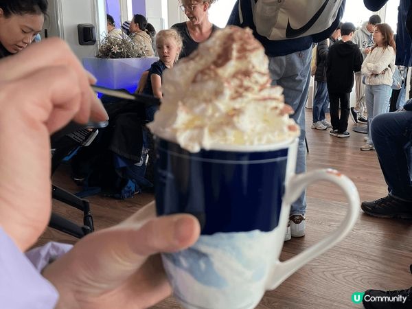 在少女峰上飲返杯咖啡，享受Top of Europe 嘅滋味...