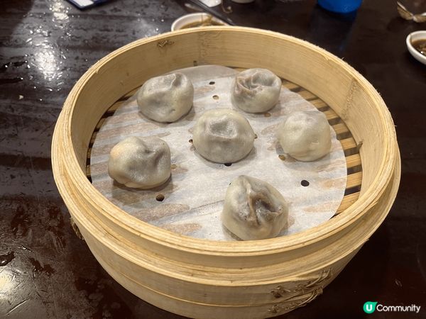 杭洲小籠湯包，係中正紀念堂隔離，價錢相宜，味道好好食