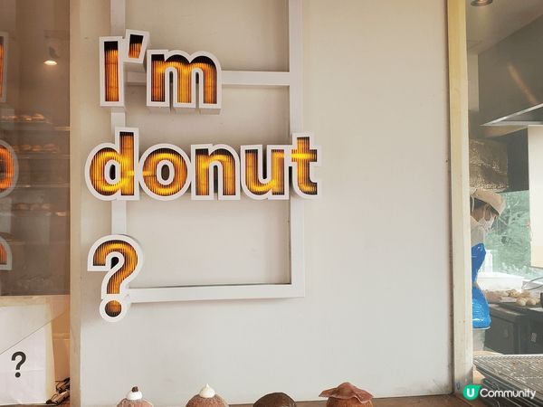 日本料理豐富多元，呈現獨特的美學與文化內涵。無論是精緻的甜品...