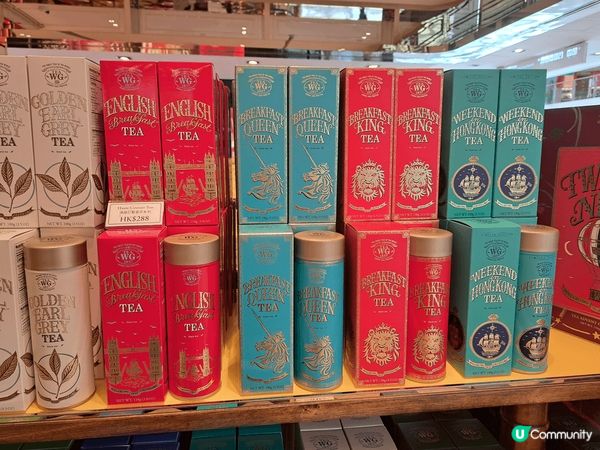 各大店舖都有聖誕裝飾和禮盒了，已經感受到濃濃的聖誕氣氛