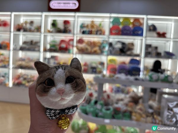 圖一係利東街最新聖誕裝飾，圖二係任天堂專門店，圖三係同史萊姆...