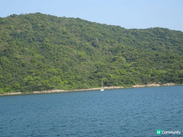 西貢黃石碼頭是郊遊好去處，行山又得BBQ更寫意，呢度風景如畫...
