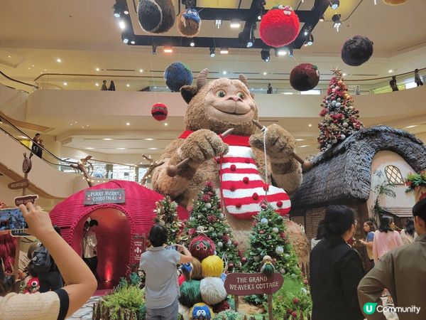 11月尾已經見到聖誕裝飾，金鐘太古廣場有各種動物打卡整聖誕禮...