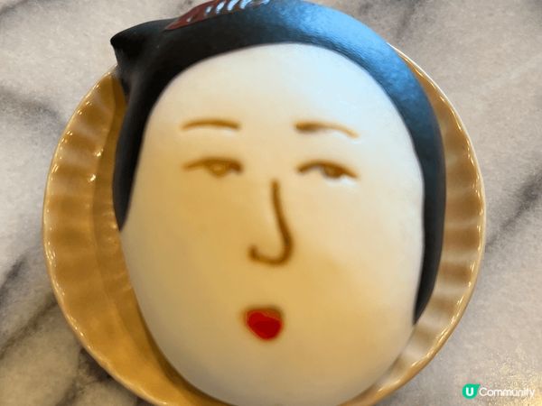 台北故宮晶華酒店鄰近故宮博物院，最具特色的菜餚是仿造故宮珍寶...