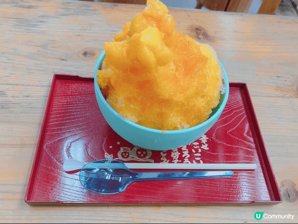 第一張為芒果沙冰, 夏日消暑一流; 第二張為布丁, 第三張為...