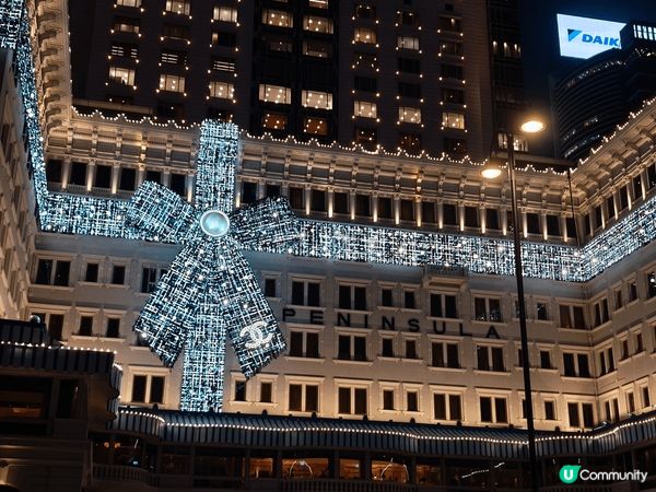 今日行過尖沙咀除咗有燈飾之外,有Christian Dior...