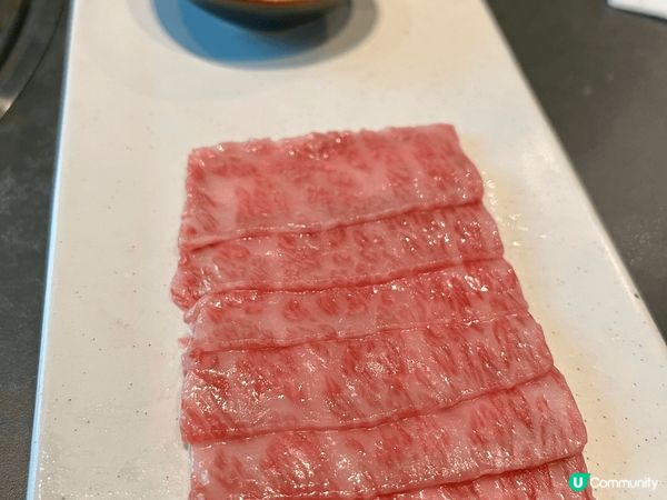 今日一次過試左牛肉刺身、生牛肉多士同真理丼。