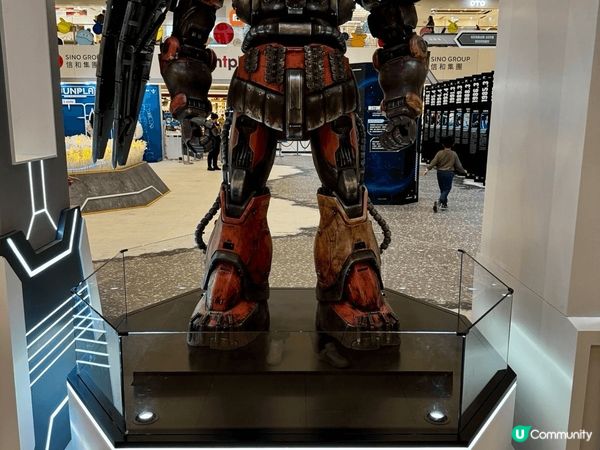 去左屯門市廣場睇高達  仲有聖誕樹 好有聖誕氣氛 適逢今年《...