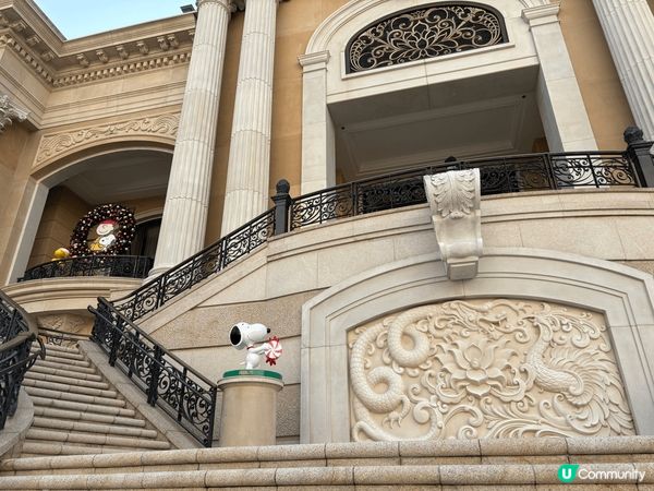 上葡京酒店內的綠茵勝景花園不但有歐陸風格的建築讓我們拍出猶如...