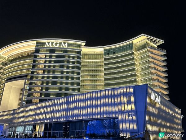 今年係小梅沙新開嘅MGM hotel, 入面環境一流，可以係...