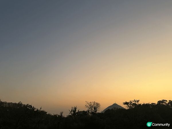 勵德?的黃昏，跟深水灣道的黃昏，景色同樣很美麗。