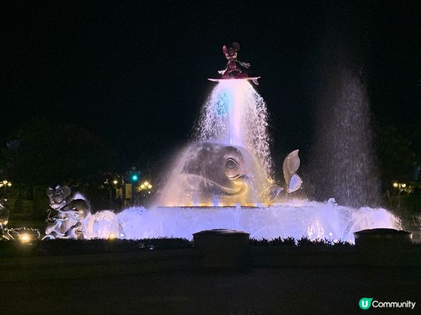 香港迪士尼樂園的星夢光影之旅帶領市民細味觸動心靈的生命旅程。...