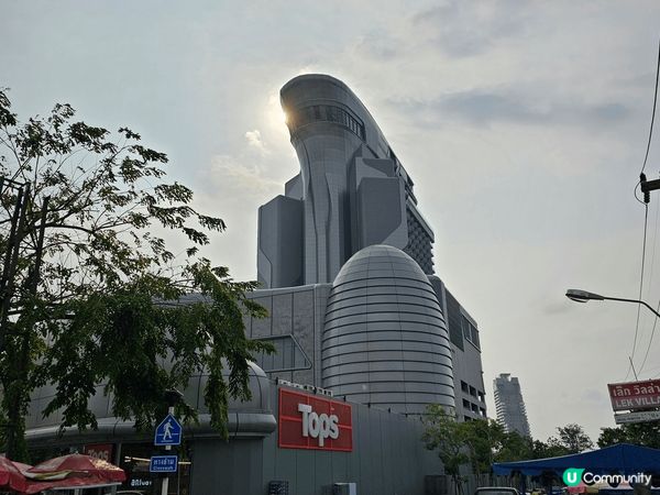 泰國芭堤雅必住地方，非常大的太空主題酒店，超大的水上樂園，非...