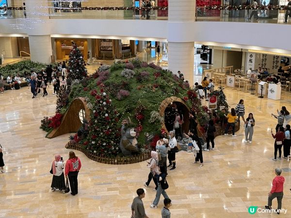 金鐘太古廣場，今年有很多聖誕裝飾，充滿聖誕氣氛，適合一家大細...