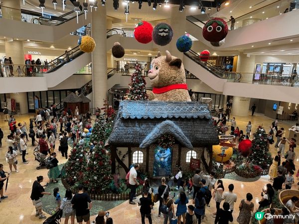 金鐘太古廣場，今年有很多聖誕裝飾，充滿聖誕氣氛，適合一家大細...