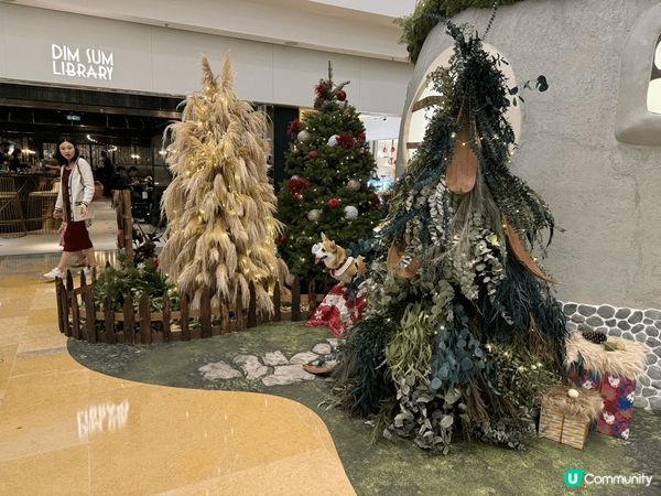 金鐘太古廣場，今年有很多聖誕裝飾，充滿聖誕氣氛，適合一家大細...