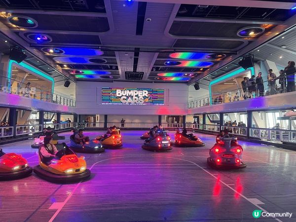 等左咁耐，終於有大型郵輪?香港喇！人生第一次坐郵輪去旅行，今...