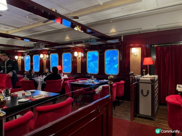 在半島節日列車用餐🚂過一個浪漫的白色聖誕