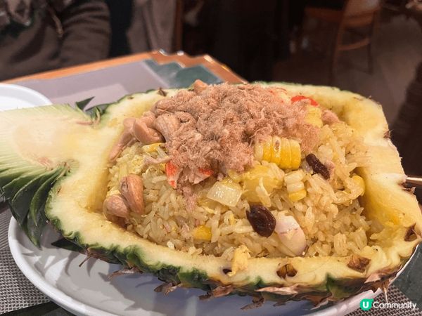 這間餐廳雖然有偏歐洲風格，但其實是一家融合了越南和泰國菜式的...