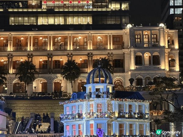 今年度聖誕節的尖沙咀燈飾依然星光閃閃，尤其是1881的佈置也...