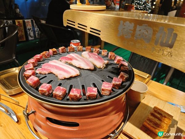 呢個韓國燒烤，環境好有氣氛，而且食物質素一流，店內有好多悟空...