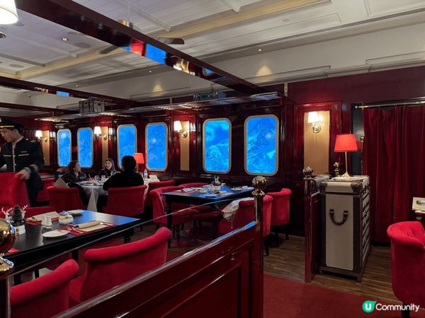 今年聖誕，都可以在香港過一個「白色聖誕」😎 半島酒店今年再次...