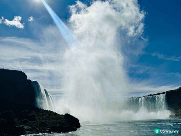 很適合旅遊的地方，加拿大瀑布，置身於大自然之中，震撼的一天。