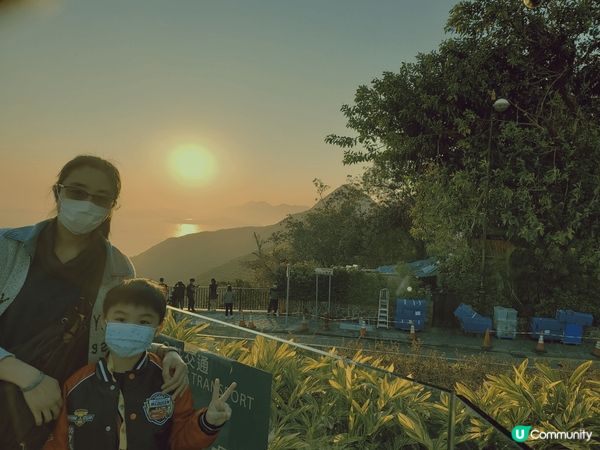 每次到山頂，我覺得最開心，最舒服，個種感覺很無拘無束。因為仔...