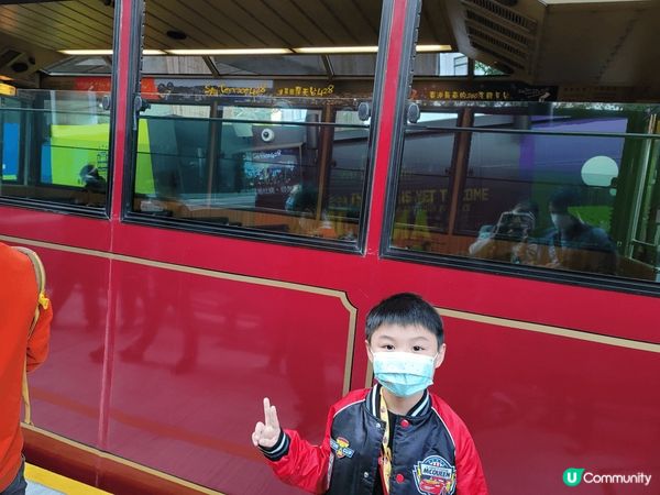 每次到山頂，我覺得最開心，最舒服，個種感覺很無拘無束。因為仔...