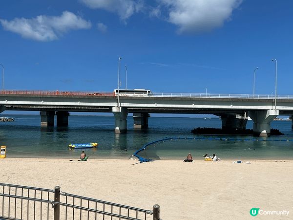 美麗的自然景觀：沖繩擁有清澈的海水、白沙灘與壯麗的海岸線，非...