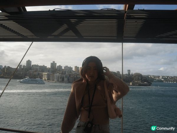 位於澳洲的港灣大橋是一個不錯的打卡景點。日與夜的景色有強烈的...