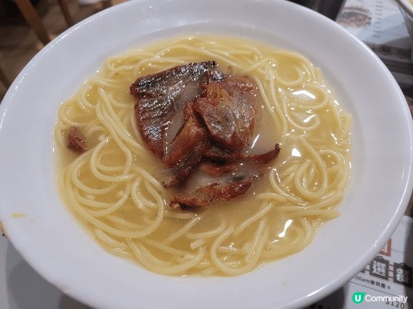 行完灣仔會展展覽，晚上必會去這間餐廳吃常餐，價錢平，味道不錯...