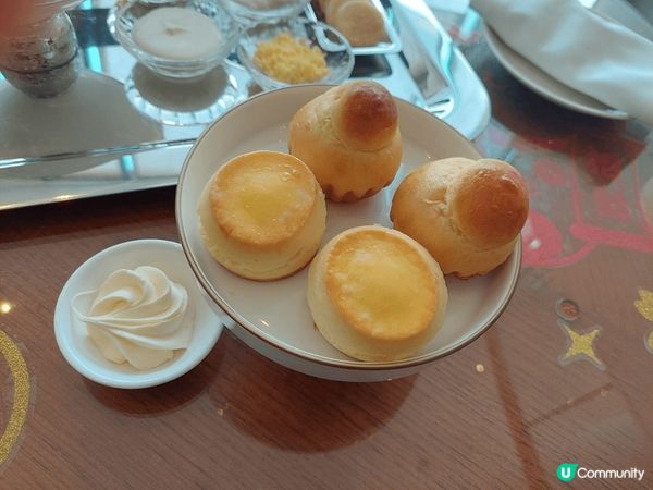 好開心去了香港嘉里酒店體驗「冬日閃耀綻放」魚子醬下午茶，賣相...