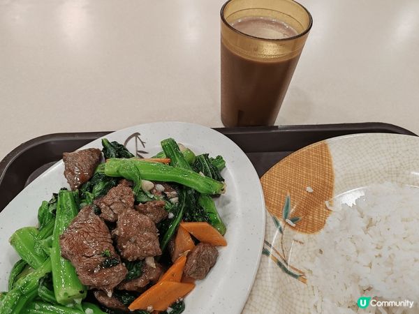 圖1、2：水手茶餐廳～青紅蘿蔔豬骨湯，足料好喝，菜芯炒牛柳粒...