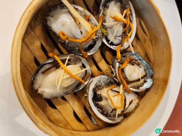 位於旺角，有套餐及自選供選擇，海鮮非常新鮮，隨著海鮮蒸完，海...