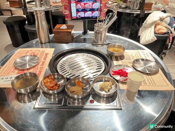 黑白大廚評判白種元的韓烤店，乾淨，肉質嫩，仲有oppa 幫忙...