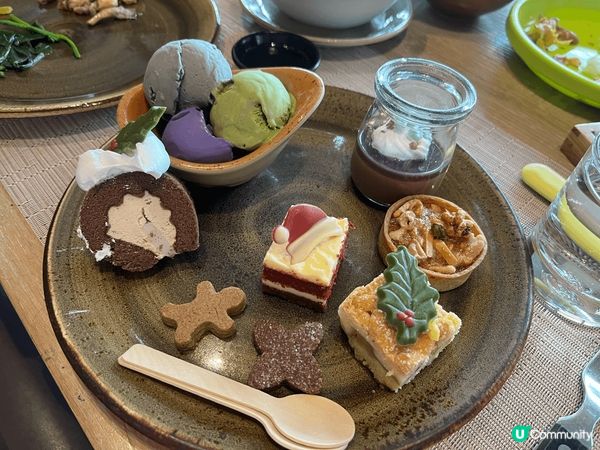 十二月在香港維港凱悅尚萃酒店The farmhouse 自助...