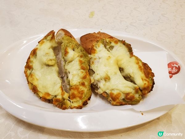 “大自然素食”係一間多元化嘅素食餐廳，內裏有新潮嘅小菜，又有...